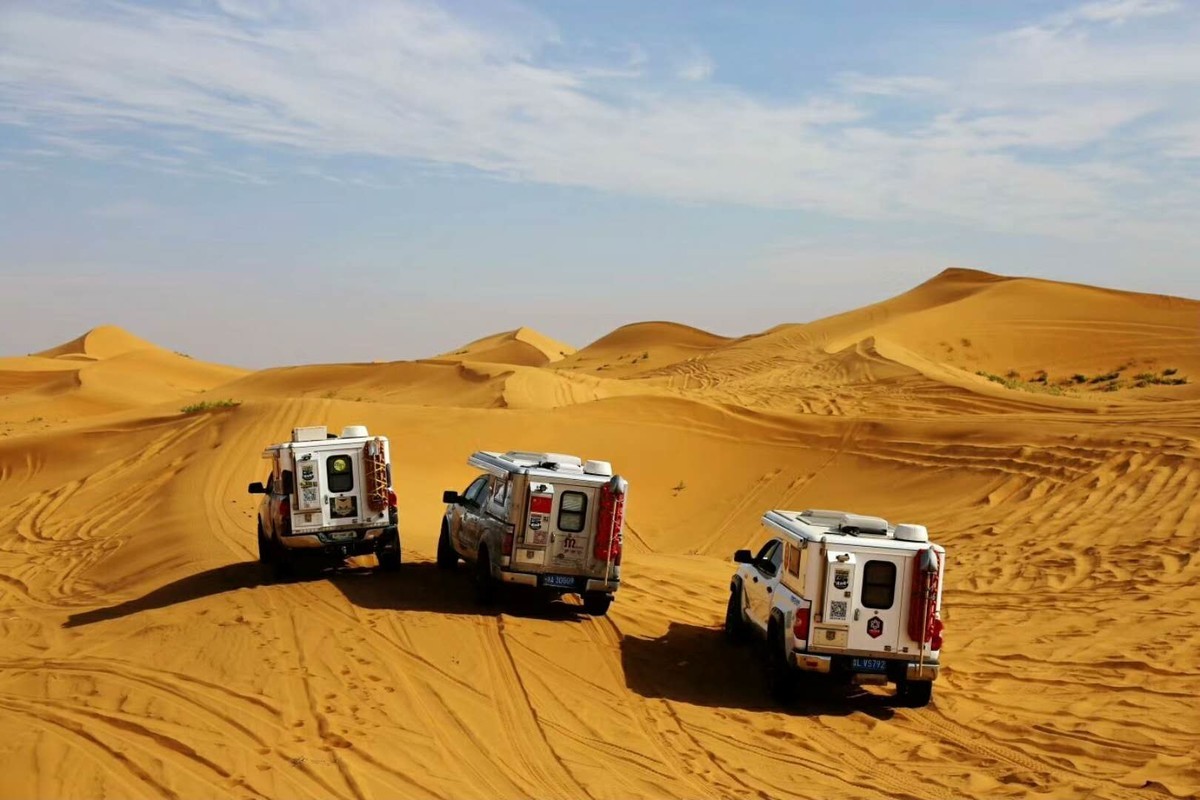 沙漠旅行梦想,沙漠硬派越野房车帮你搞定