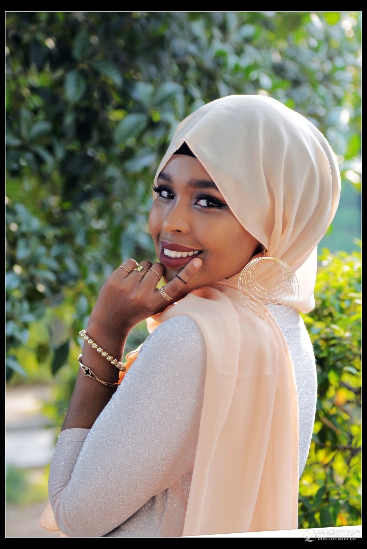 武汉大学非洲美女留学生苏苏