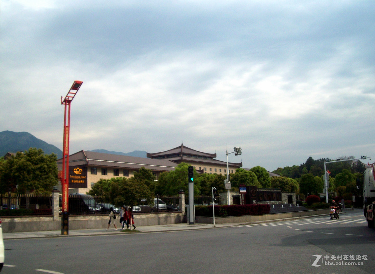 衡山脚下南岳镇