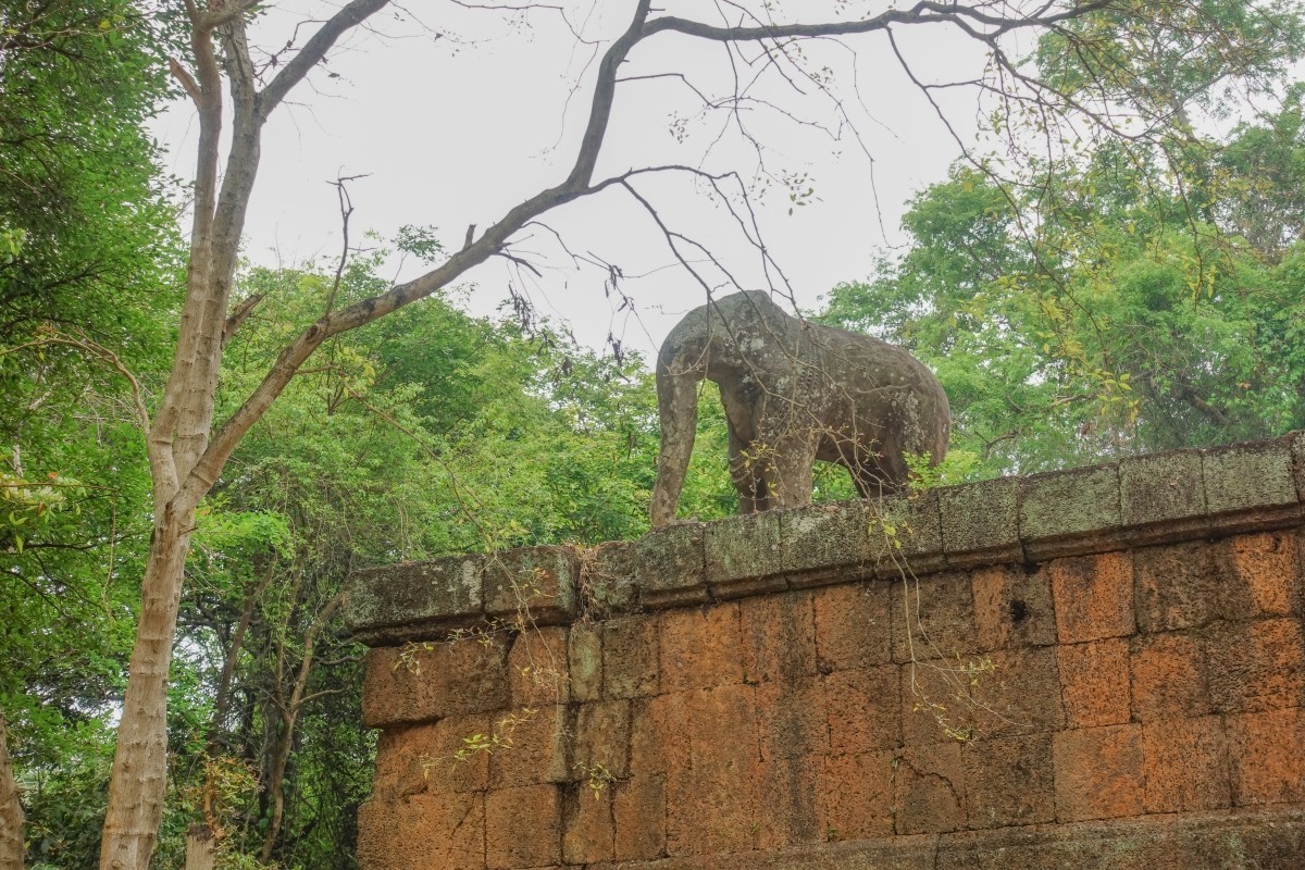 2018-03-28 圣剑寺、涅槃宫、塔巡寺、东梅奔寺、比粒寺、豆蔻寺、皇家浴池