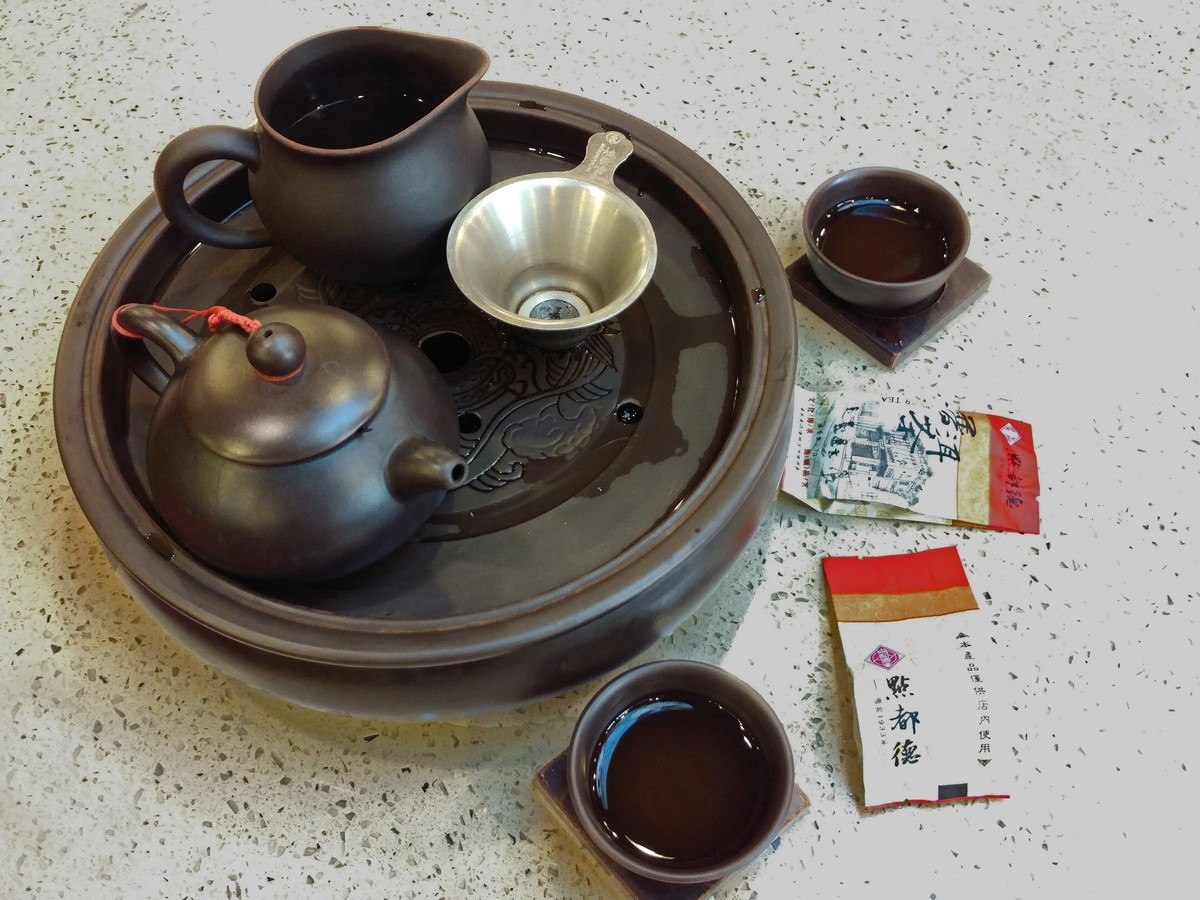 去 点 都 德 饮 早 茶