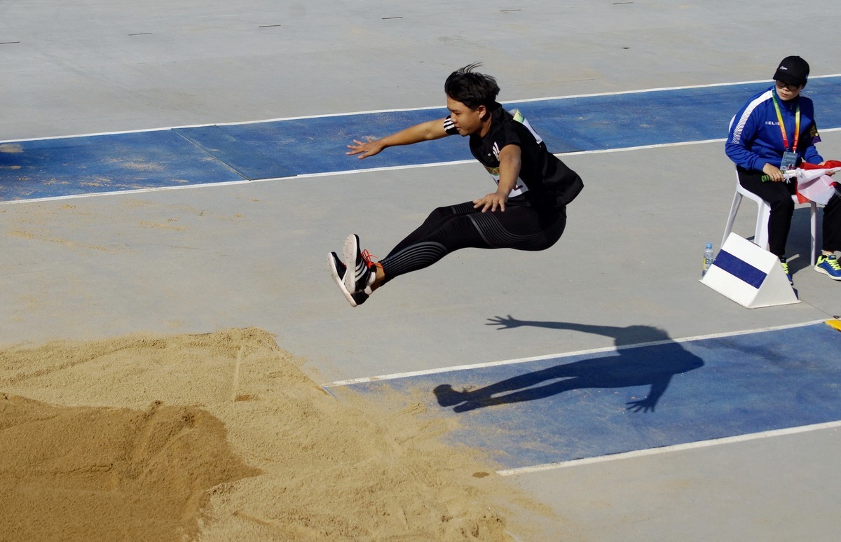 跳远形形色色的表情