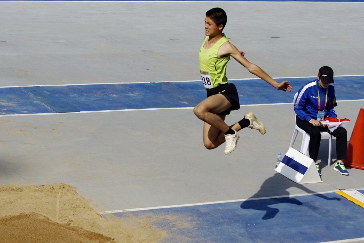 跳远形形色色的表情