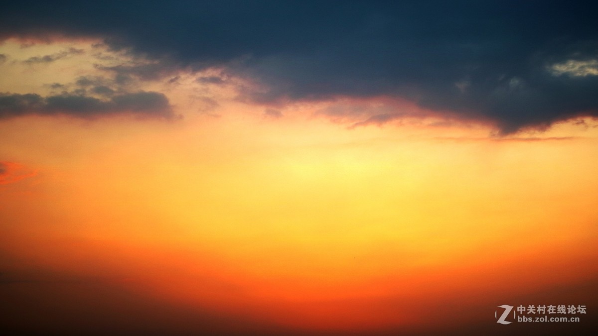 用转接环装50 1.8 STM，全部后期处理过。但我也才刚开始学后期，所以见笑啦！