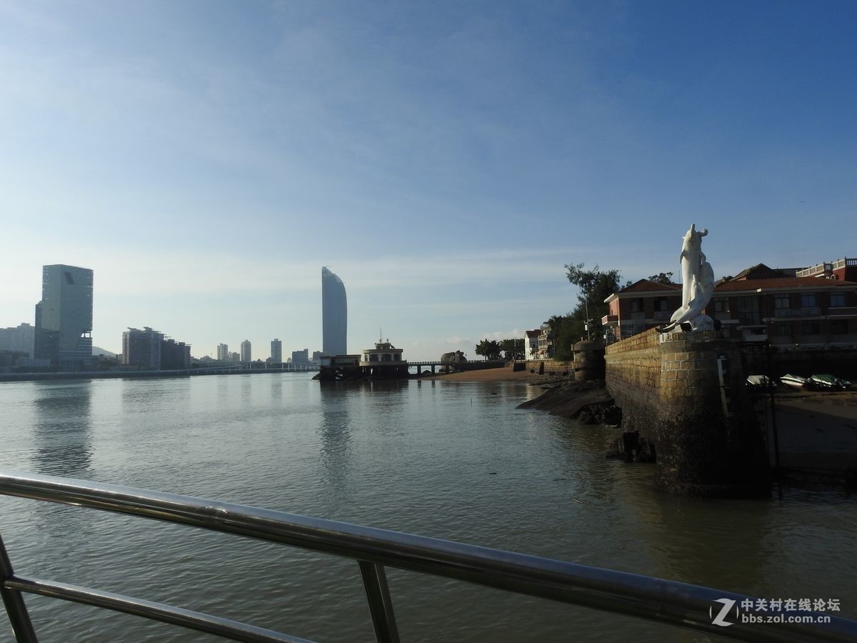 美丽的厦门鼓浪早晨海边风光摄影