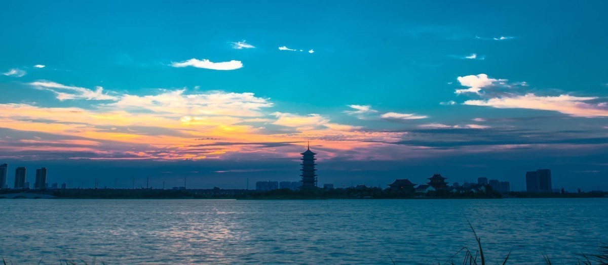 少海——晚霞