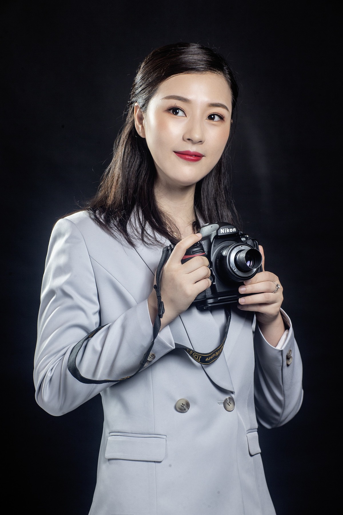 捷宝 F1-400 外拍灯跟美女余老师的一次亲密对话！