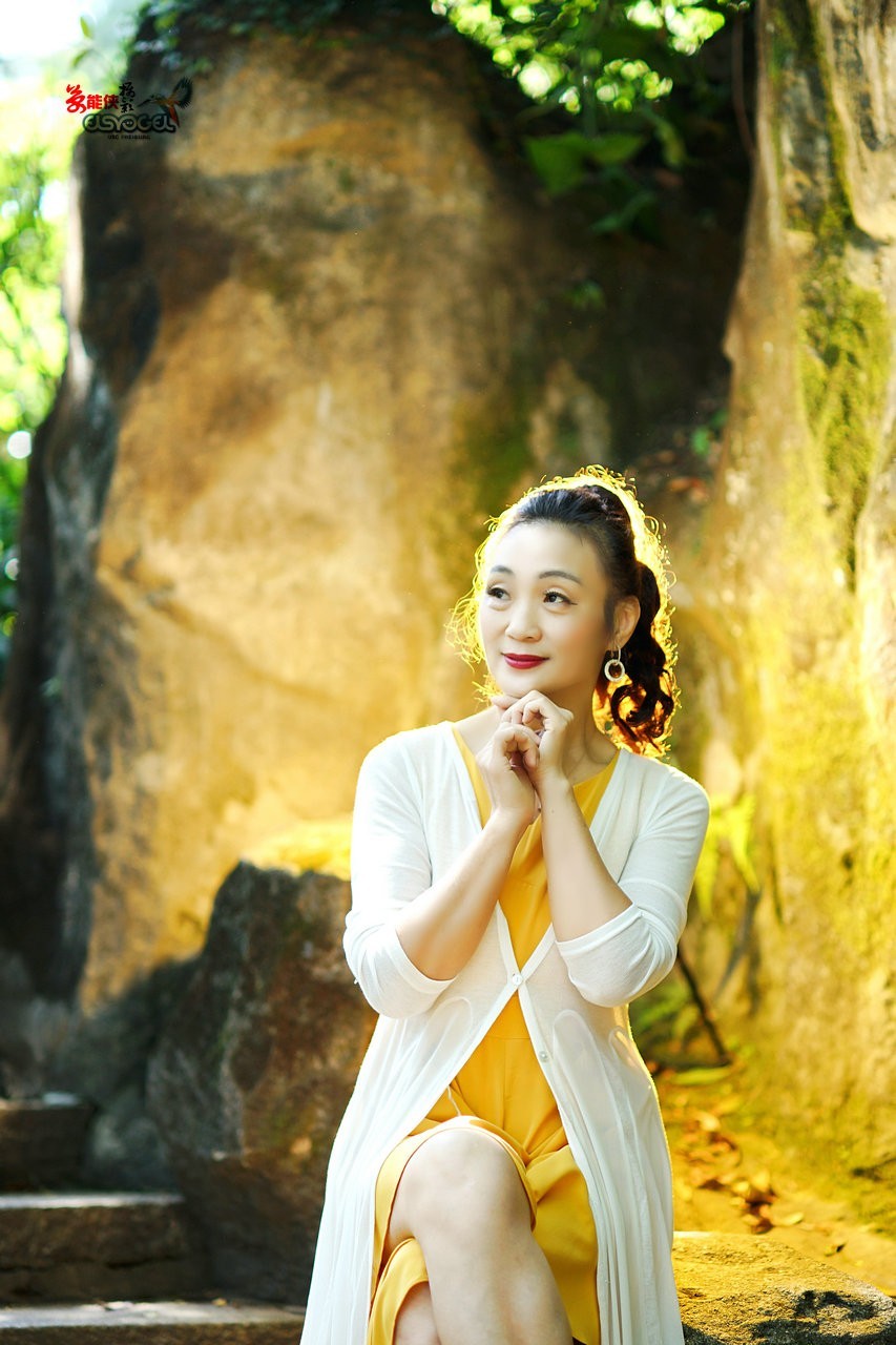 【十月天兰圃·美女】---蝴蝶