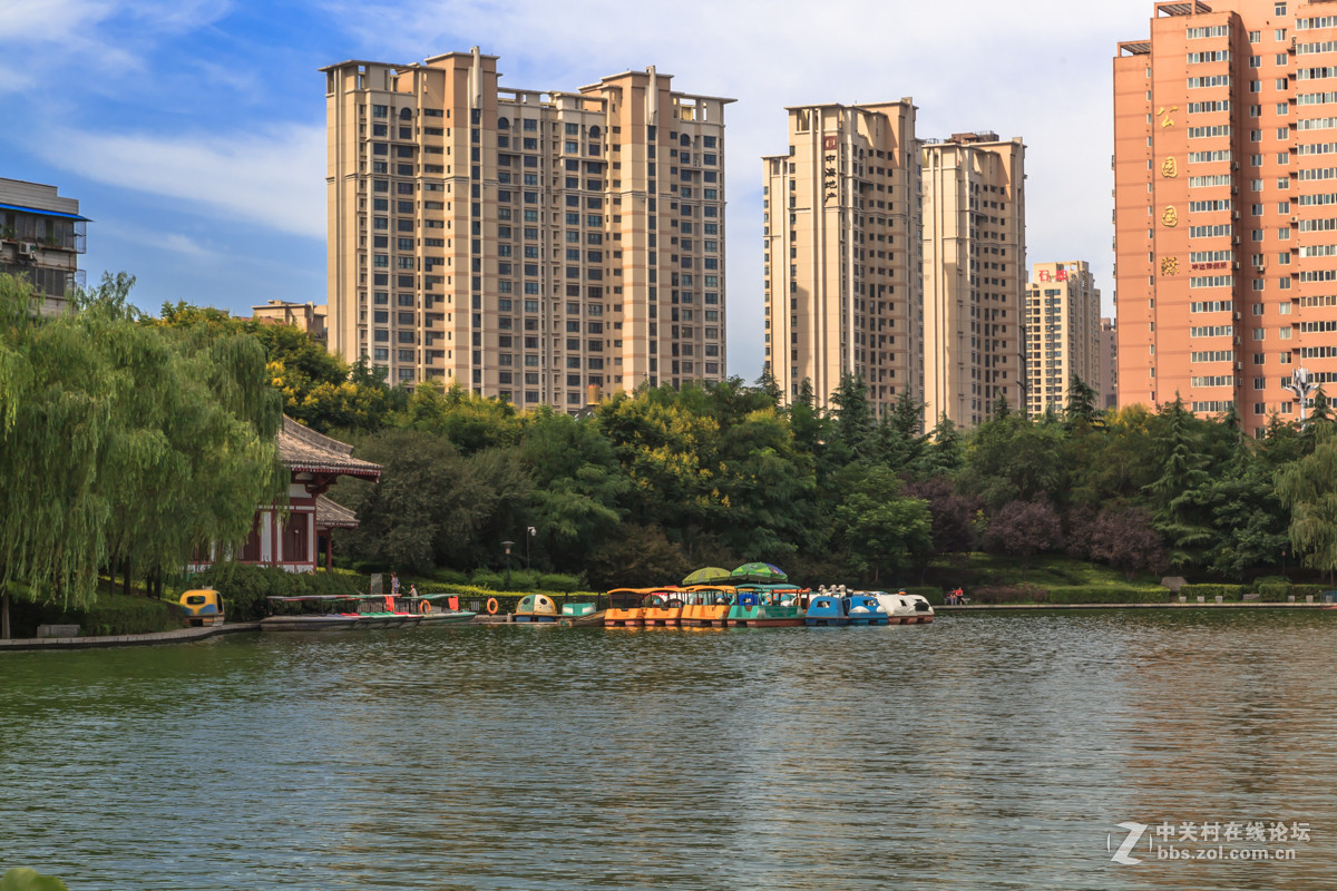 夏末公园景色---试用顶贴自动回加分，真省事（共计90人）