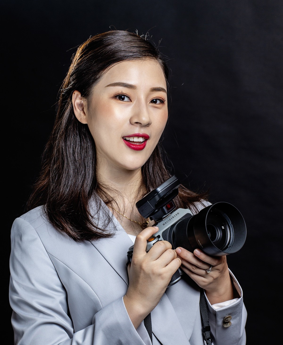 捷宝 F1-400 外拍灯跟美女余老师的一次亲密对话！