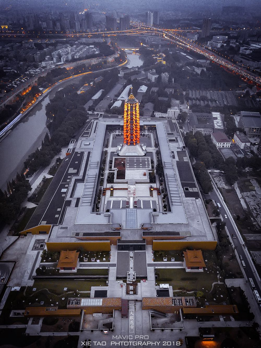 南京青奥双子楼和大报恩寺