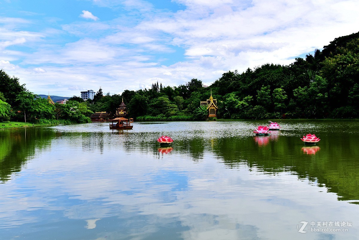 雲南西雙版納景洪市曼聽公園