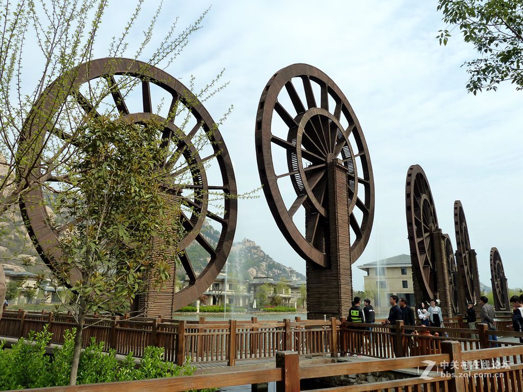 嵖岈山、郁金香清明踏青一日