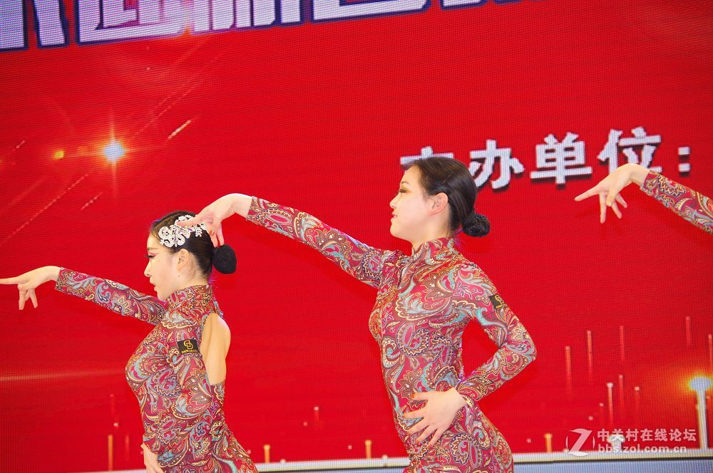 莱州东方百分百口才-聪明树早教里的聪慧漂亮灵动的孩子