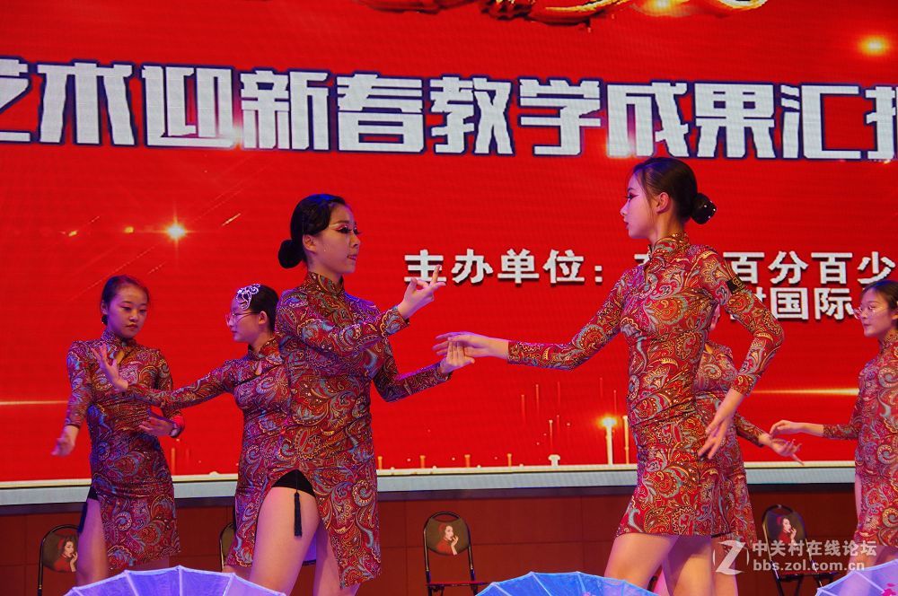 莱州东方百分百口才-聪明树早教里的聪慧漂亮灵动的孩子