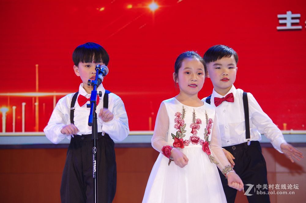 莱州东方百分百口才-聪明树早教里的聪慧漂亮灵动的孩子