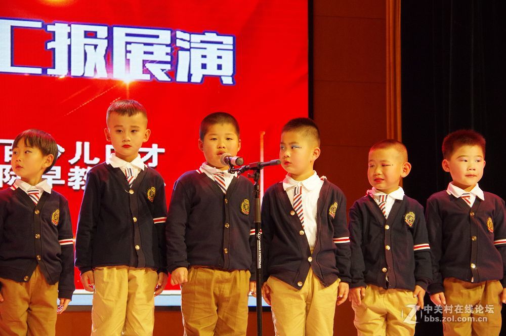 莱州东方百分百口才-聪明树早教里的聪慧漂亮灵动的孩子