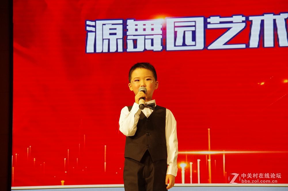 莱州东方百分百口才-聪明树早教里的聪慧漂亮灵动的孩子