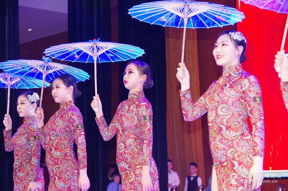 莱州东方百分百口才-聪明树早教里的聪慧漂亮灵动的孩子