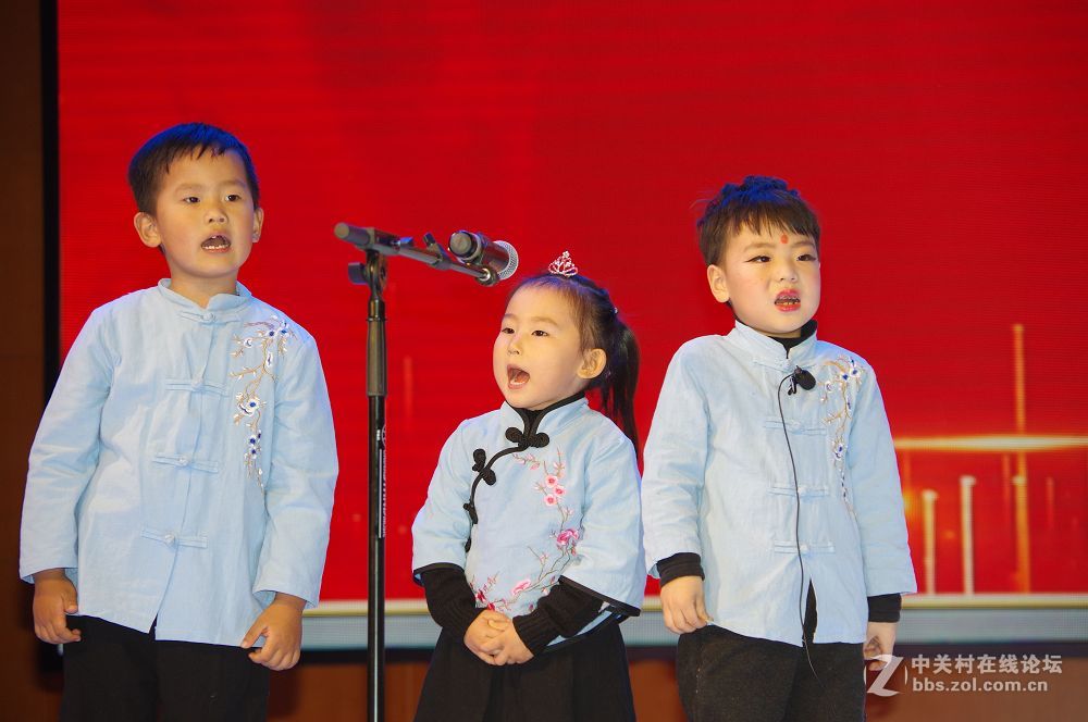 莱州东方百分百口才-聪明树早教里的聪慧漂亮灵动的孩子