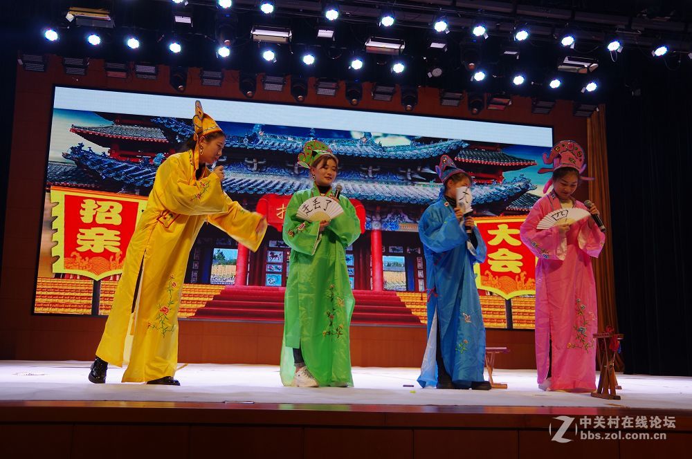 莱州东方百分百口才-聪明树早教里的聪慧漂亮灵动的孩子