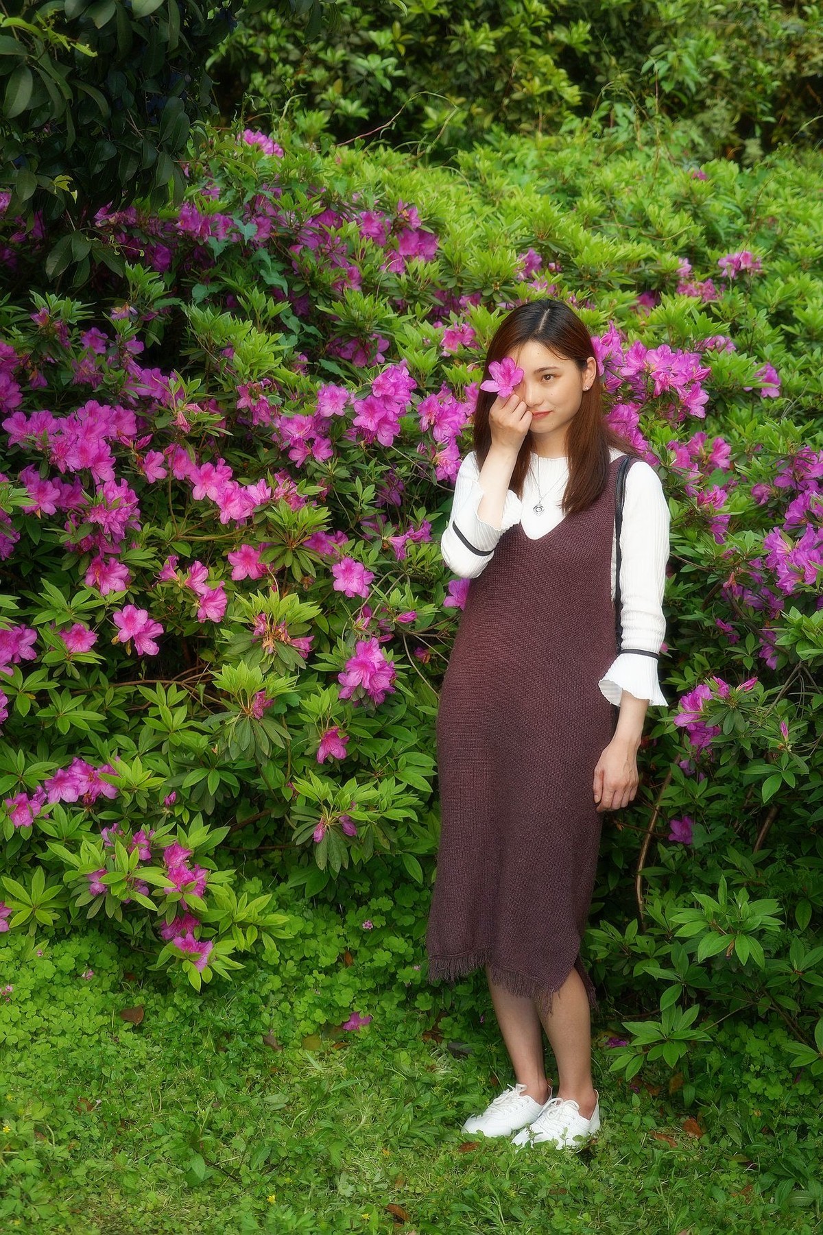 环境人像外拍-----东湖梨园小湖边的清新女孩！。。。。。