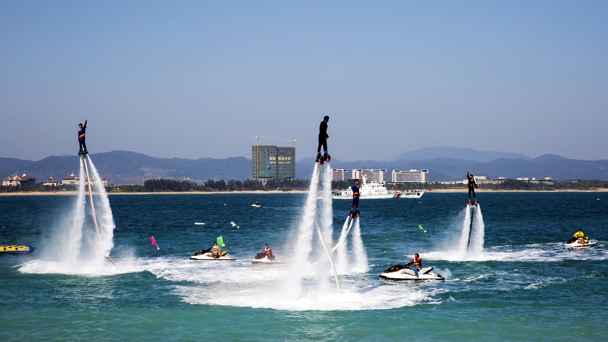 《海上飞人》摄于海南蜈支洲岛