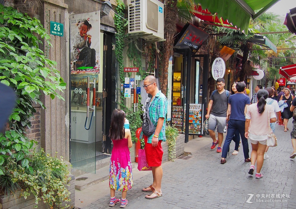 熙熙攘攘田子坊