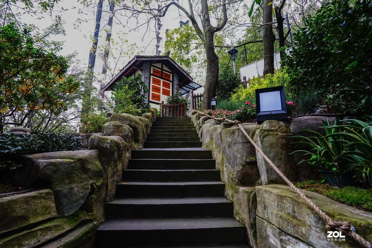 梁实秋北碚故居雅舍书院陪都文化巡礼