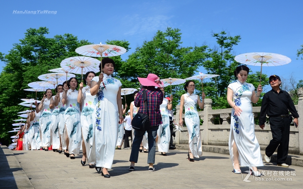 锦屏公园百人旗袍秀(二)-中关村在线摄影论坛