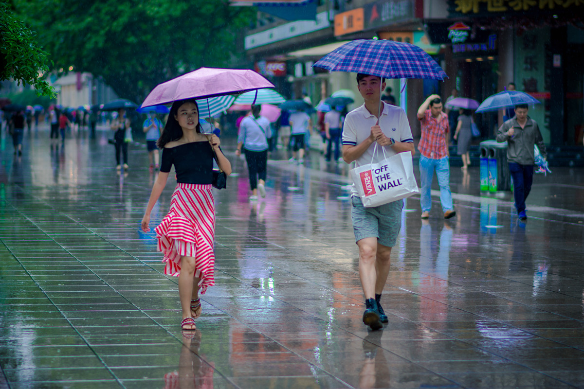 雨中街景-中关村在线摄影论坛