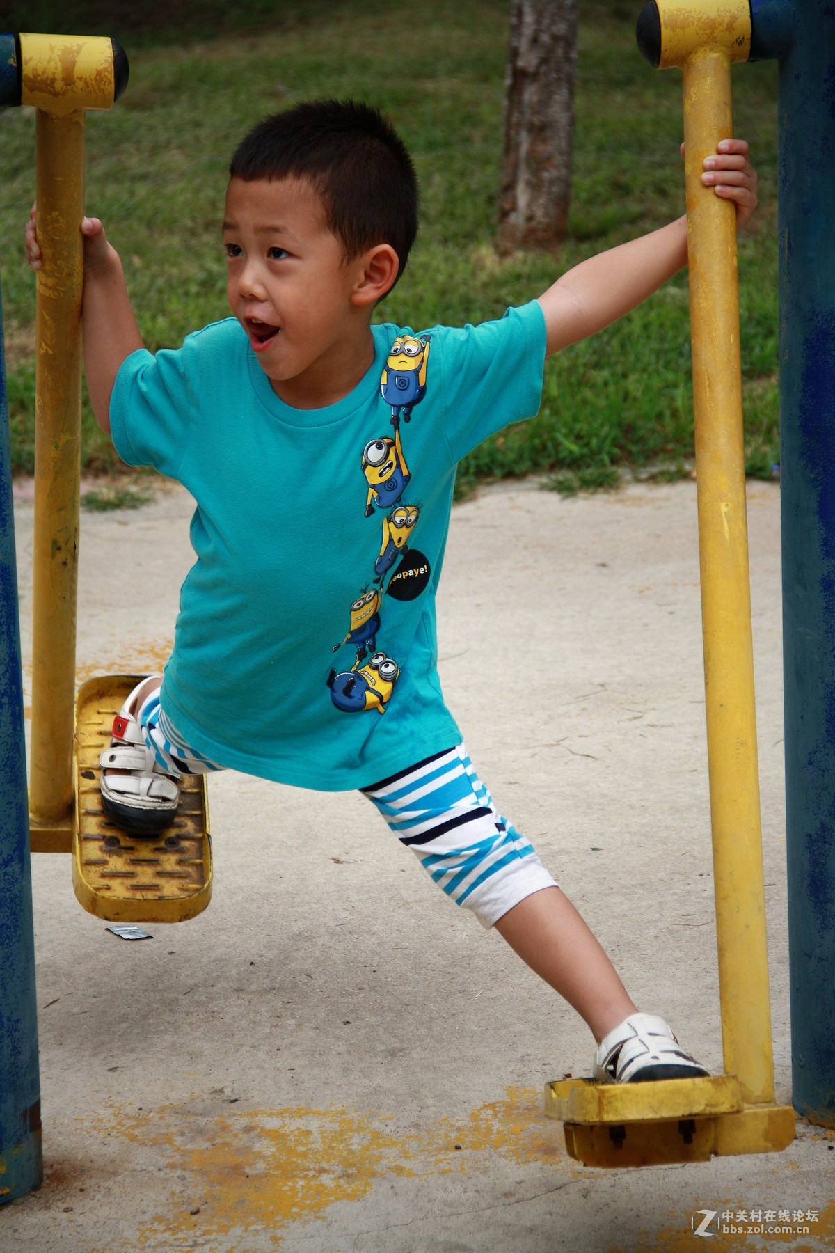 抓拍儿童人物 片--------2015.8.21日沈阳 长白岛公园浑河南岸 行摄习作 分享