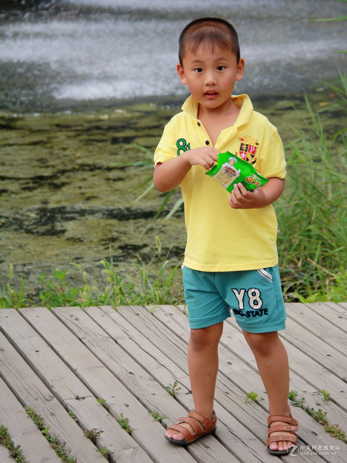 抓拍儿童人物 片--------2015.8.21日沈阳 长白岛公园浑河南岸 行摄习作 分享