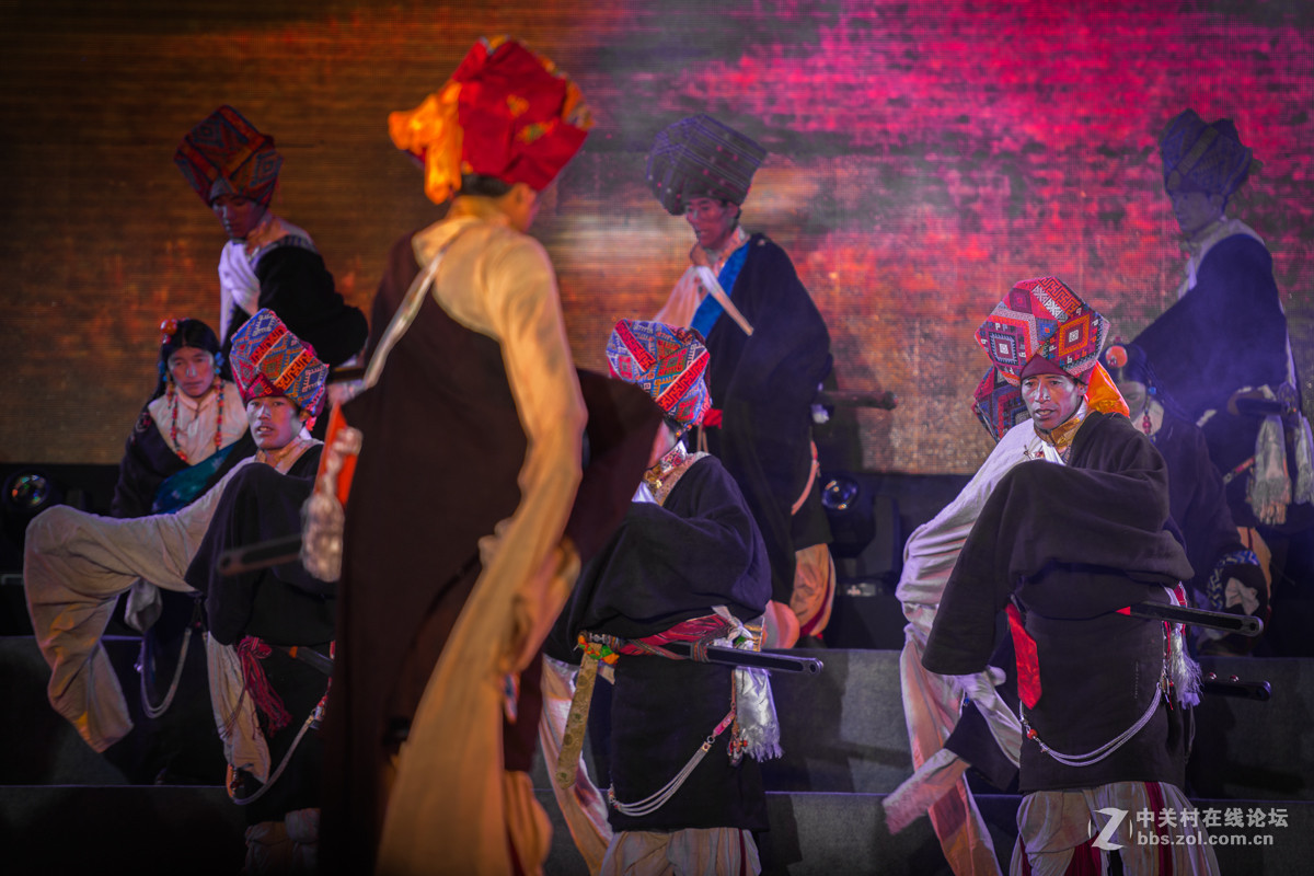 白玉康巴原生态锅庄节开幕式