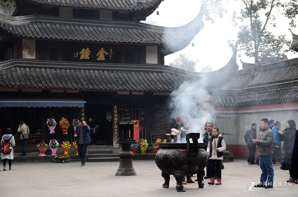 文殊院始建于隋大业年间（605-617）。康熙三十六年（1697年）集资重建庙宇，改称文殊