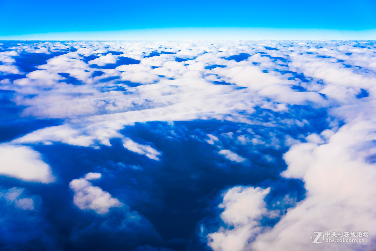 【镜头里】第185号：万米高空观云海（二）