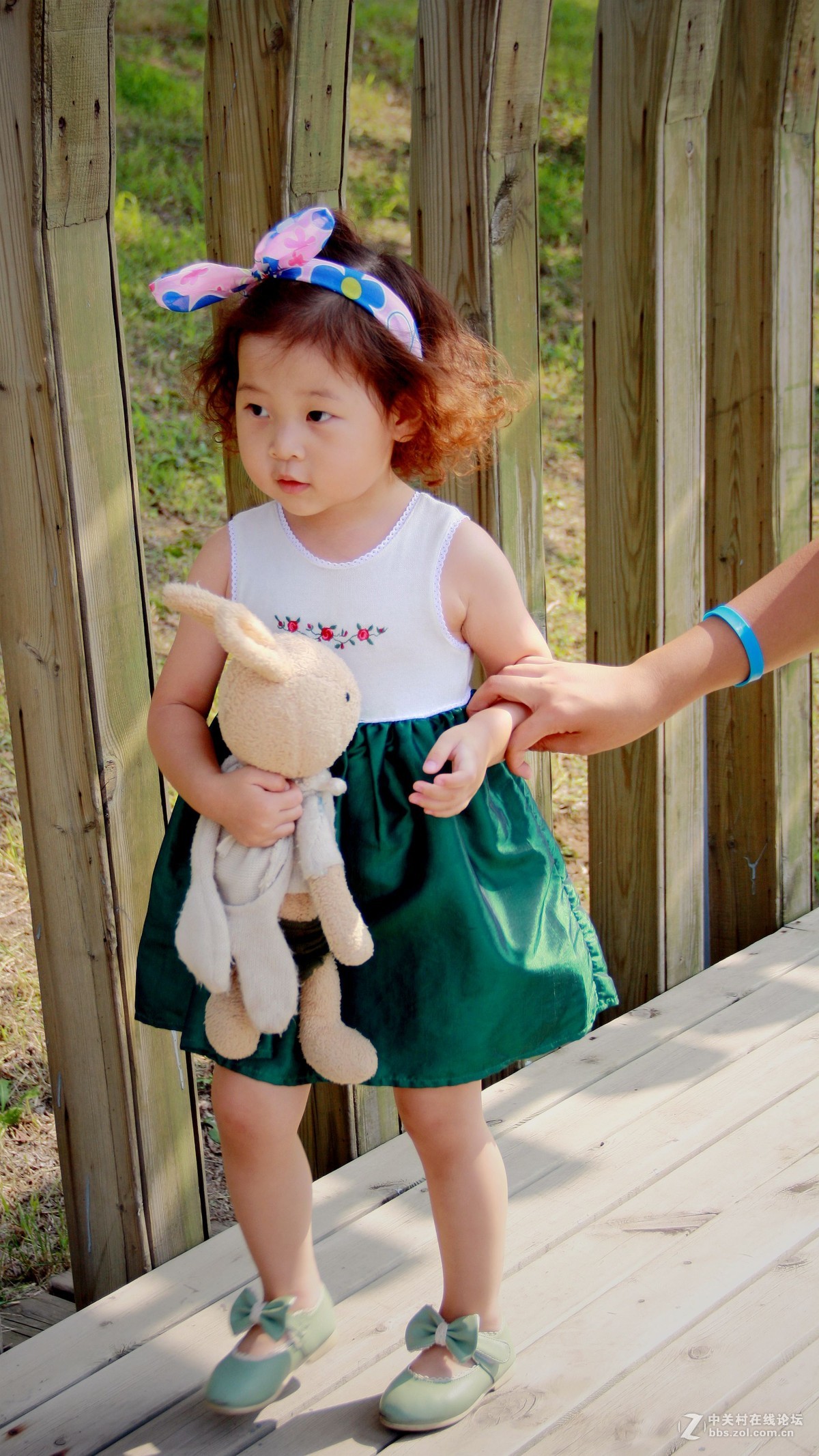 儿童人像抓拍影-------2015.8.21日沈阳浑河 长白岛公园 行摄 习作分享