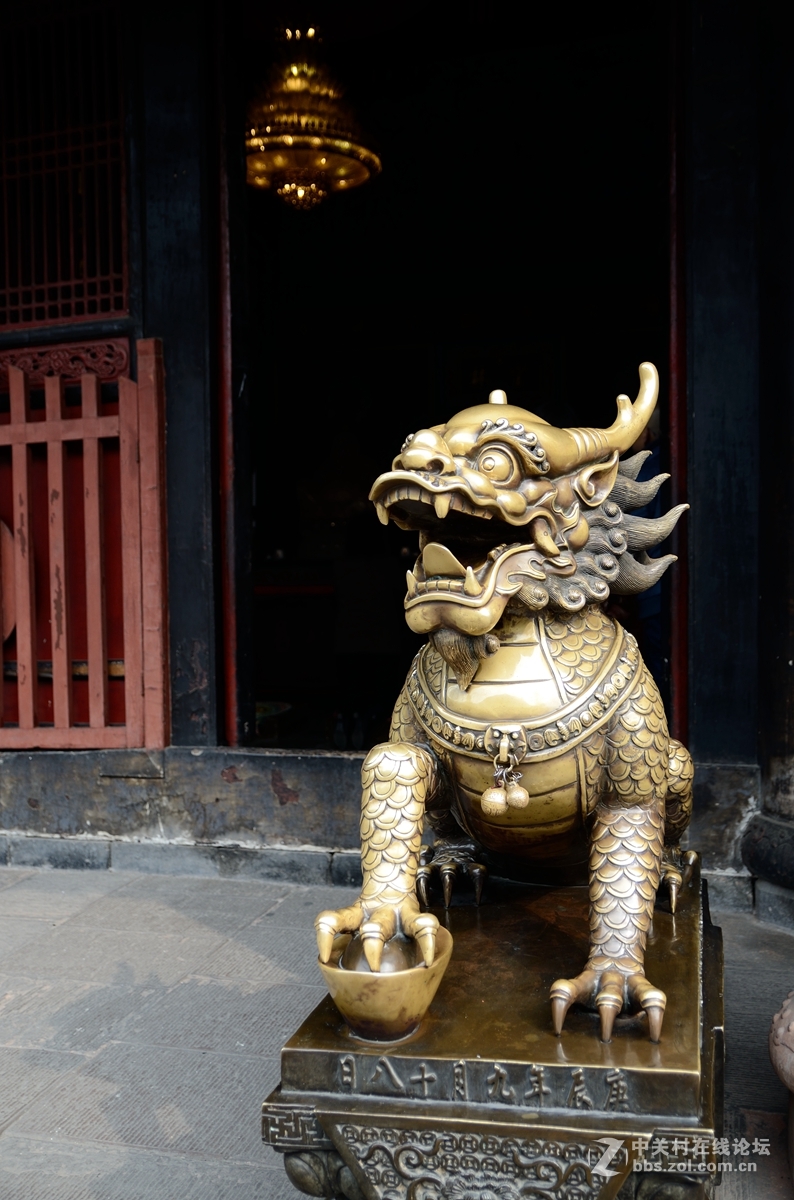 文殊院始建于隋大业年间（605-617）。康熙三十六年（1697年）集资重建庙宇，改称文殊