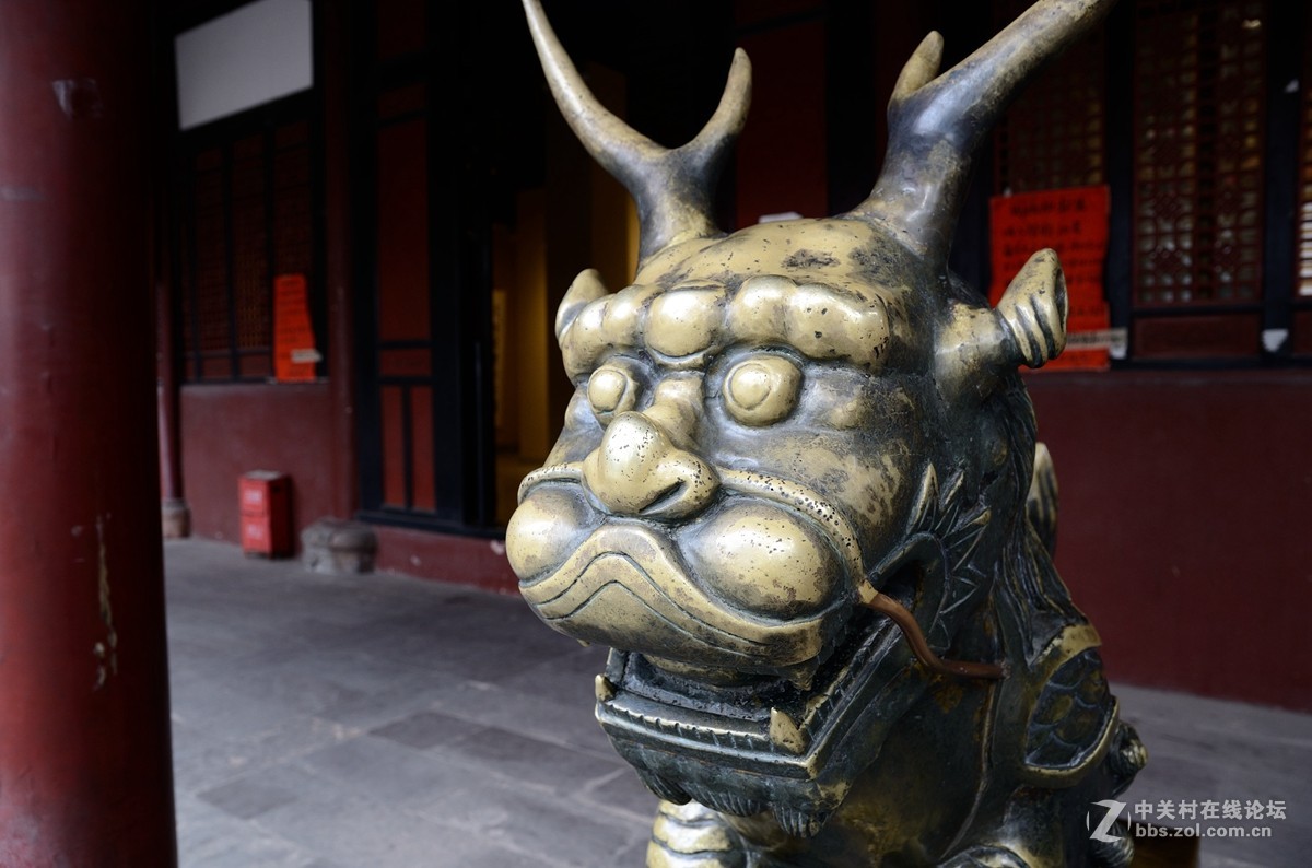 文殊院始建于隋大业年间（605-617）。康熙三十六年（1697年）集资重建庙宇，改称文殊