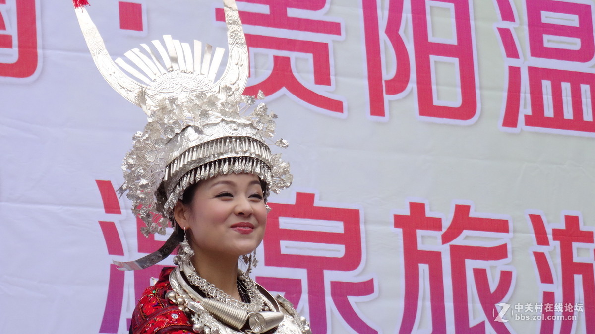 苗歌天后阿幼朵