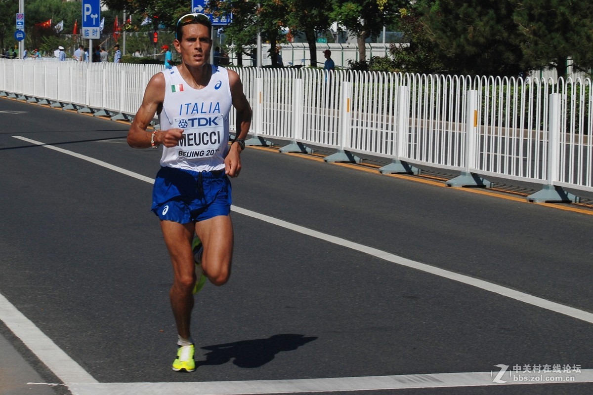 用AFS 55-300抓拍2015世界马拉松决赛