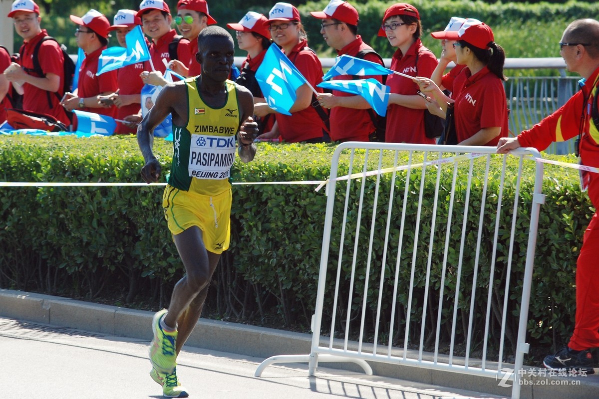 用AFS 55-300抓拍2015世界马拉松决赛