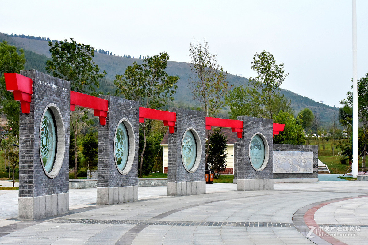 尼康D750+70-200镜头，鲜艳模式下，锐度7，ISO自动，光圈优先模式拍摄的图片，请指点