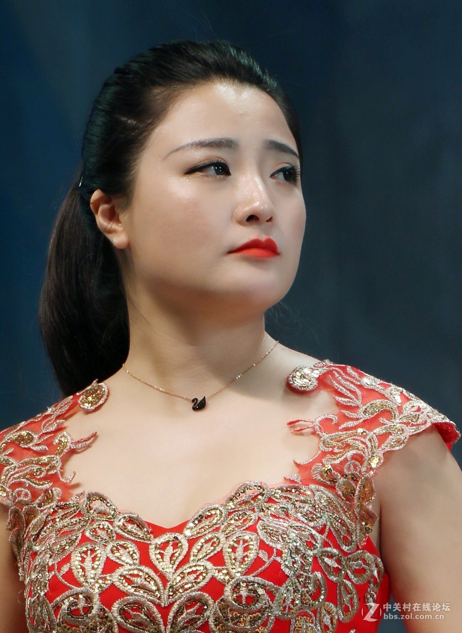 刚购到佳能7D Mark II机，舞台演出试镜（人物）