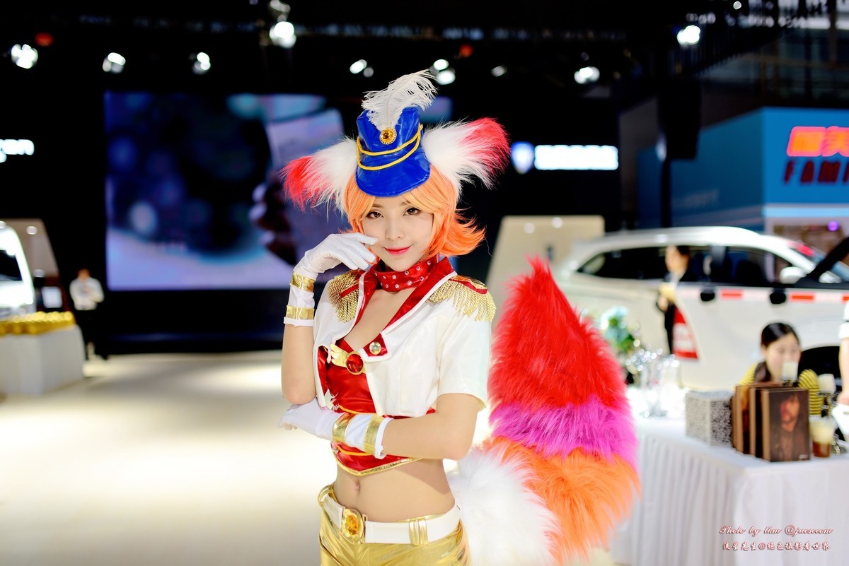 妲己！小乔！痴汉！王者荣耀COSPLAY动漫展现2017广州国际车展展台。你发现她们了吗？