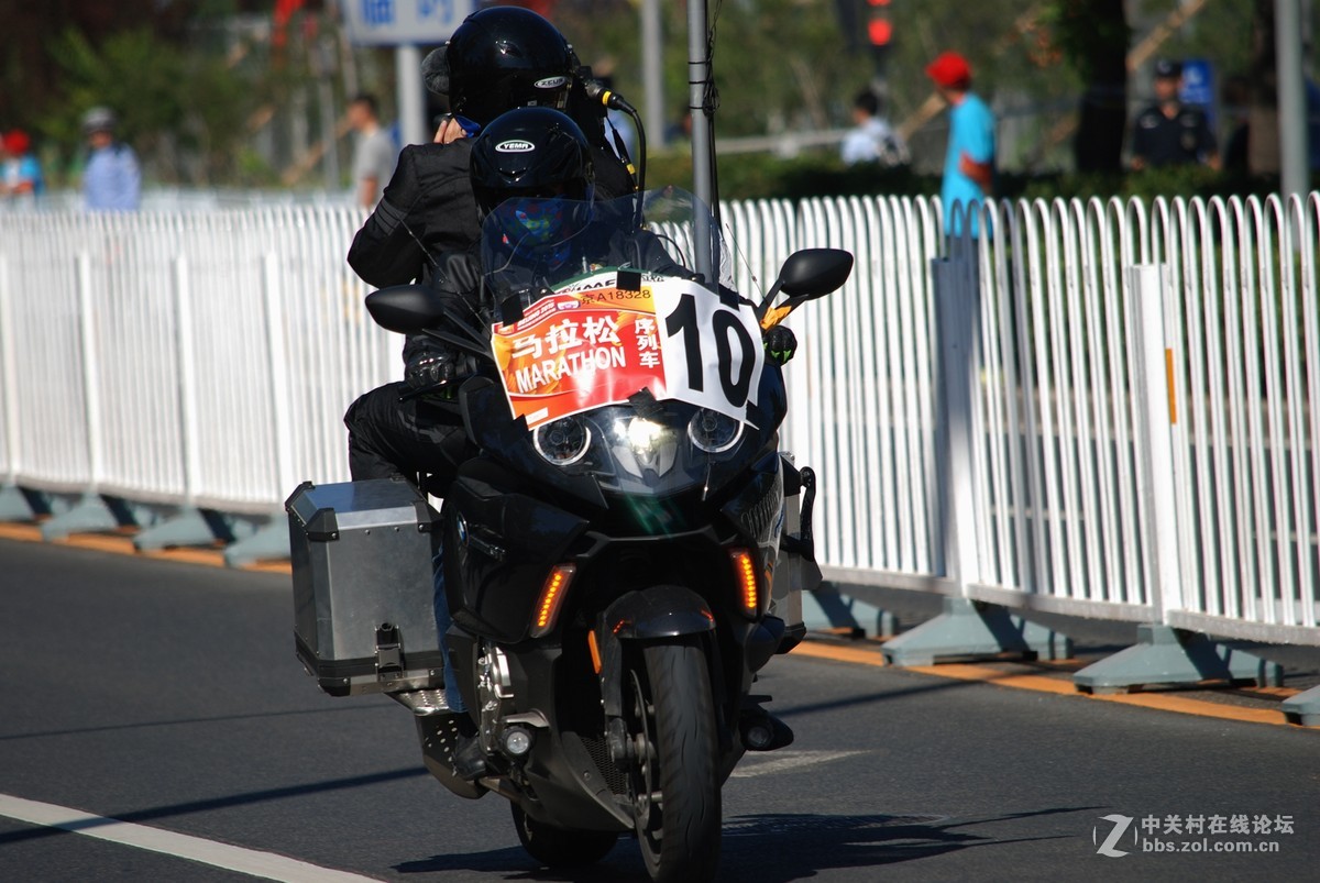 用AFS 55-300抓拍2015世界马拉松决赛