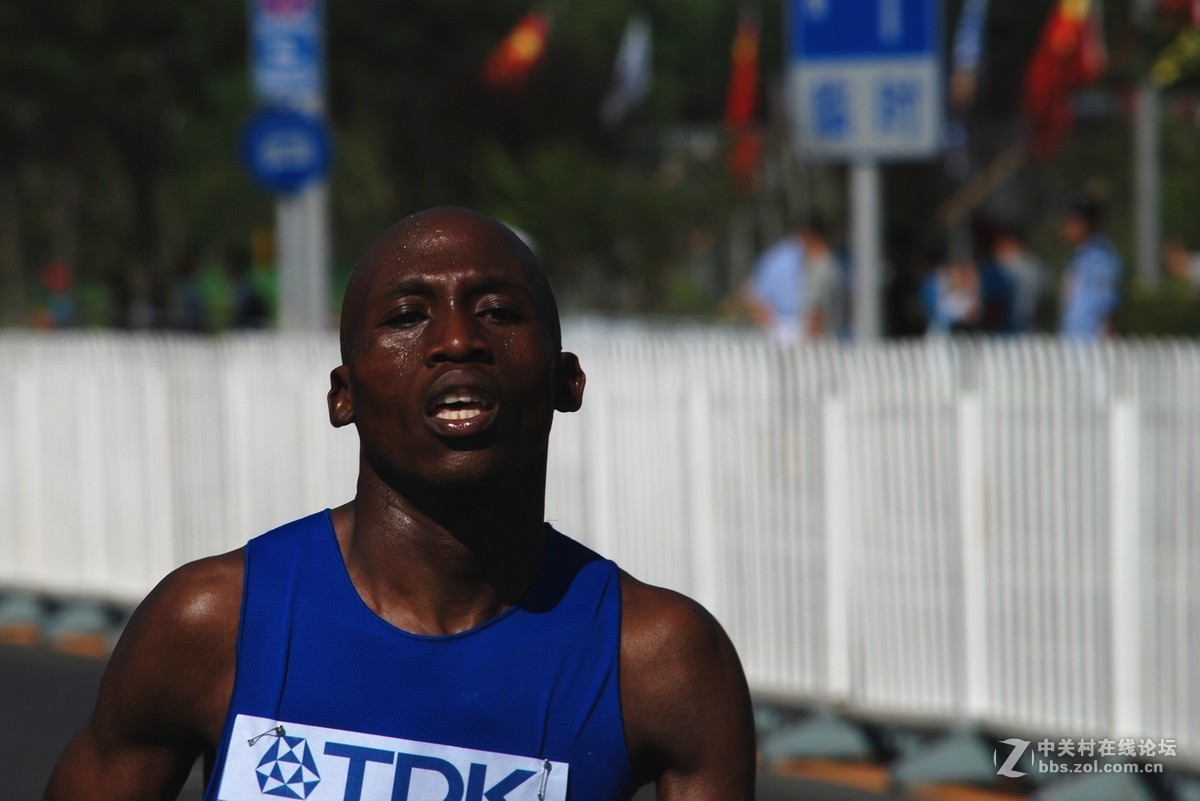 用AFS 55-300抓拍2015世界马拉松决赛