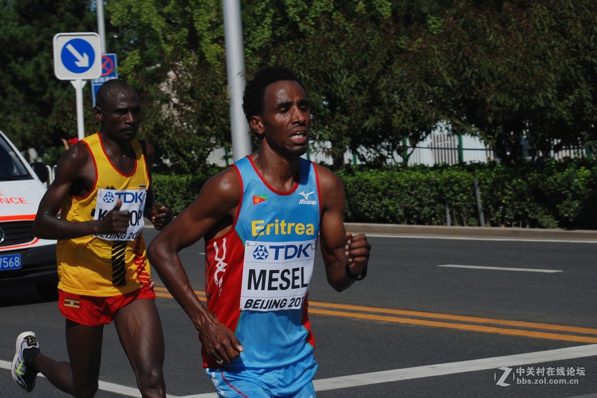 用AFS 55-300抓拍2015世界马拉松决赛