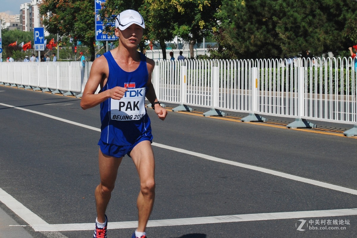 用AFS 55-300抓拍2015世界马拉松决赛