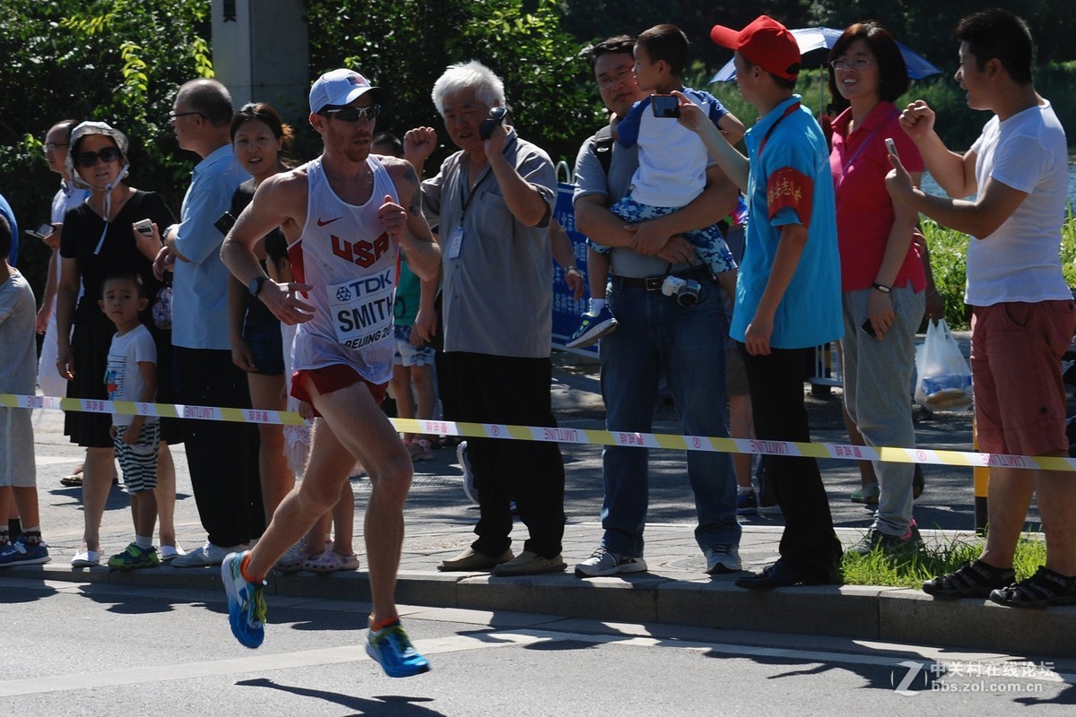 用AFS 55-300抓拍2015世界马拉松决赛